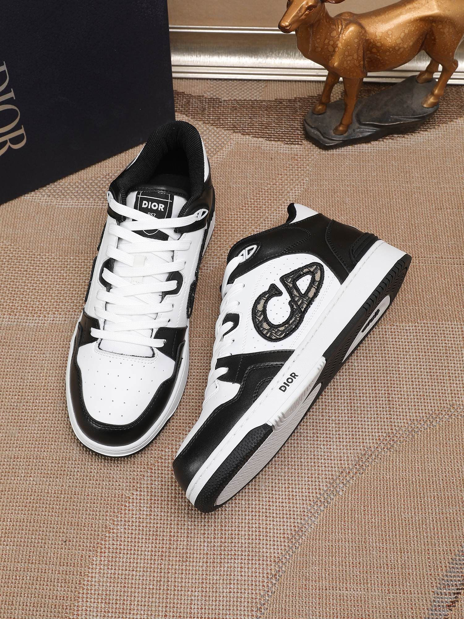 Christian Dior Sneaker